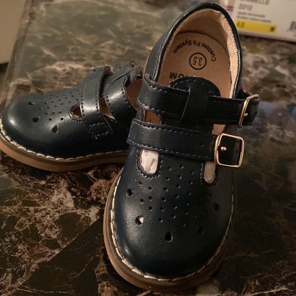 FootMates Shoes Brand New Footmates Navy Girls Shoes Size 35 Poshmark